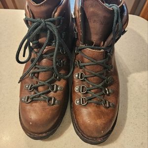 Danner Mountain Light Gore-tex Boots